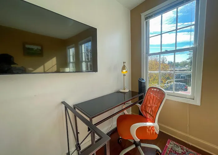 Capitol Hill Carriage House